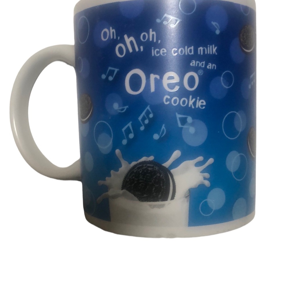 Oh Oh Oreo Cookie Splashing in Milk Blue White Rare‎ Vintage Mug